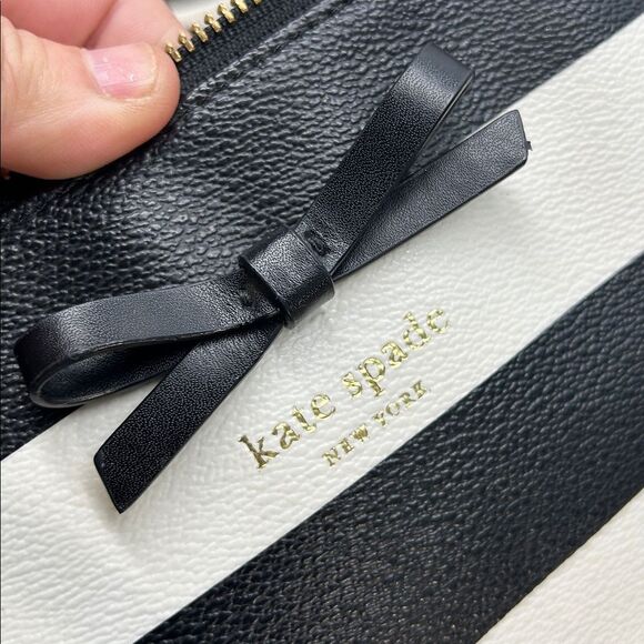 4000 Kate Spade black white diaper bag tote bag 241204000 - Picture 10 of 15